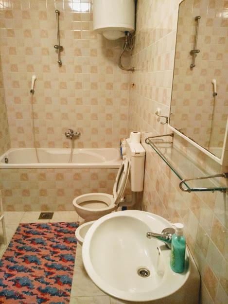 Apartament Curri